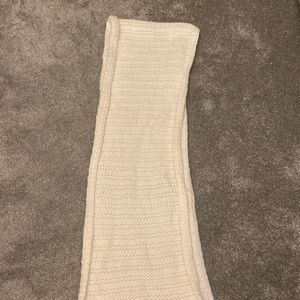 Hollister cream knit infinity scarf